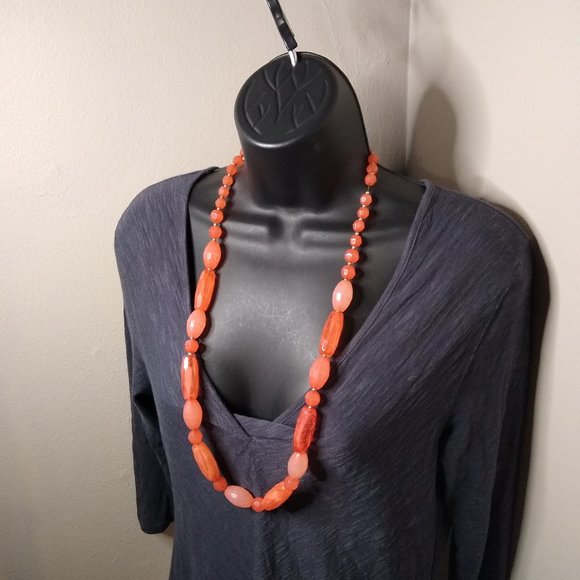 Vintage Pink Large Plastic Bead Necklace Adjustable 33 To 35 Inches - Picture 1 of 14